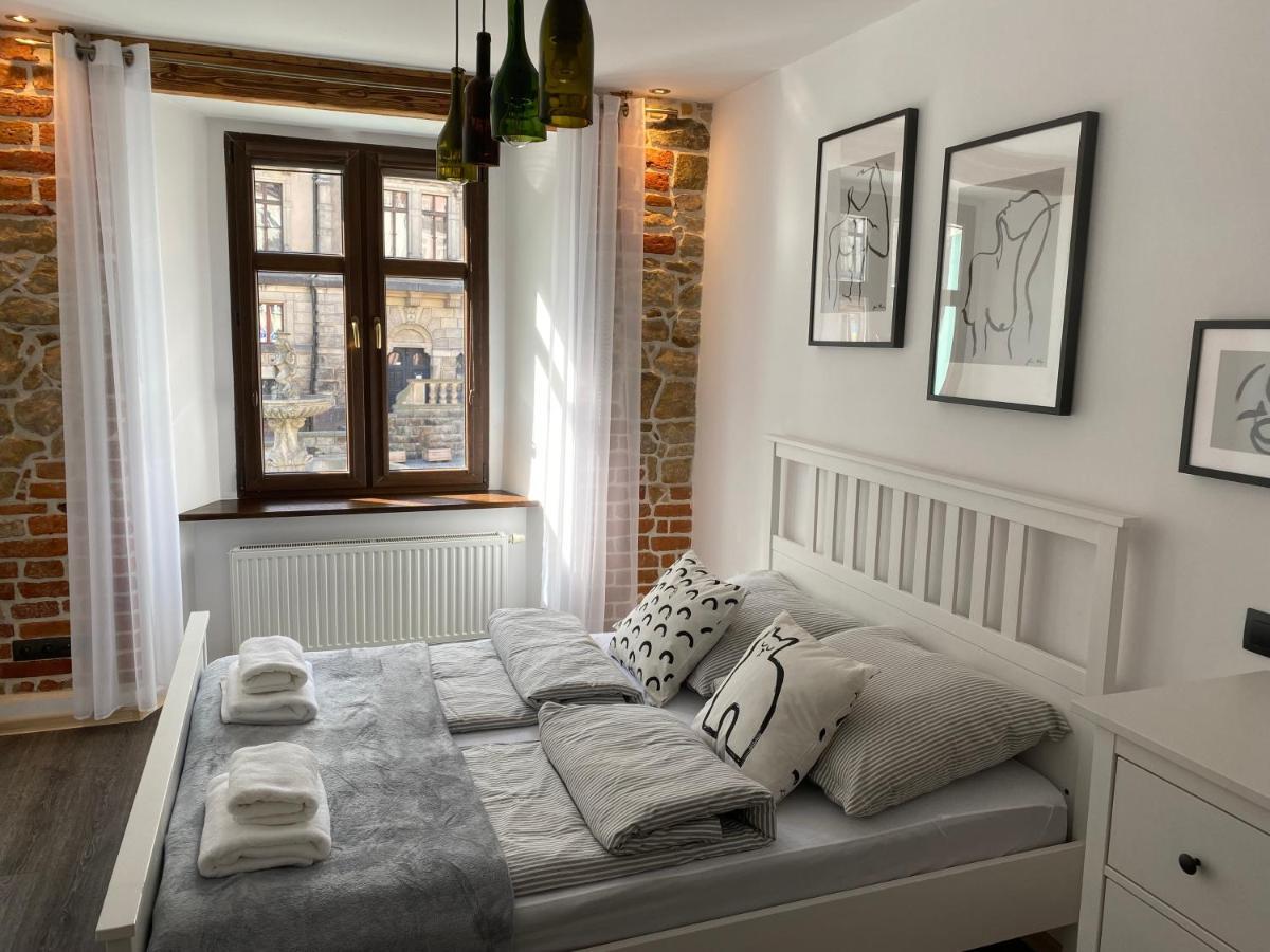 Apartament Przy Ratuszu Kladsko Exteriér fotografie