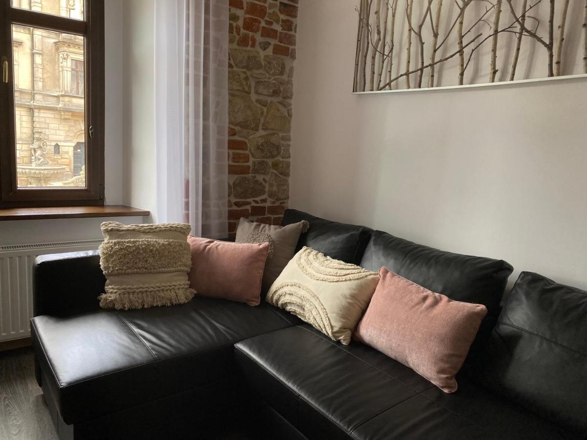 Apartament Przy Ratuszu Kladsko Exteriér fotografie