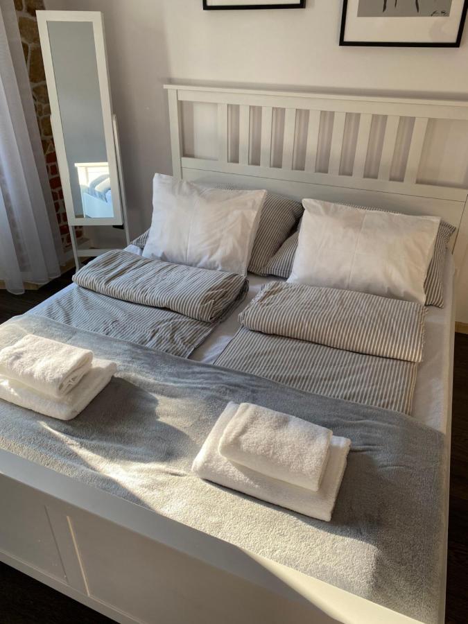 Apartament Przy Ratuszu Kladsko Exteriér fotografie