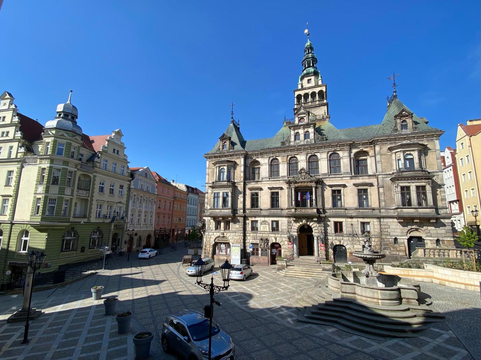 Apartament Przy Ratuszu Kladsko Exteriér fotografie